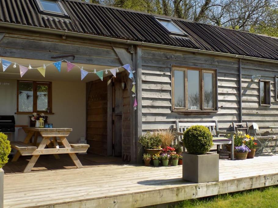 Log Cabin At The Old Summer Dairy Glastonbury Somerton  Kültér fotó